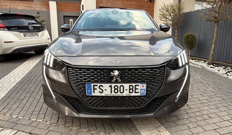 Peugeot 208 full