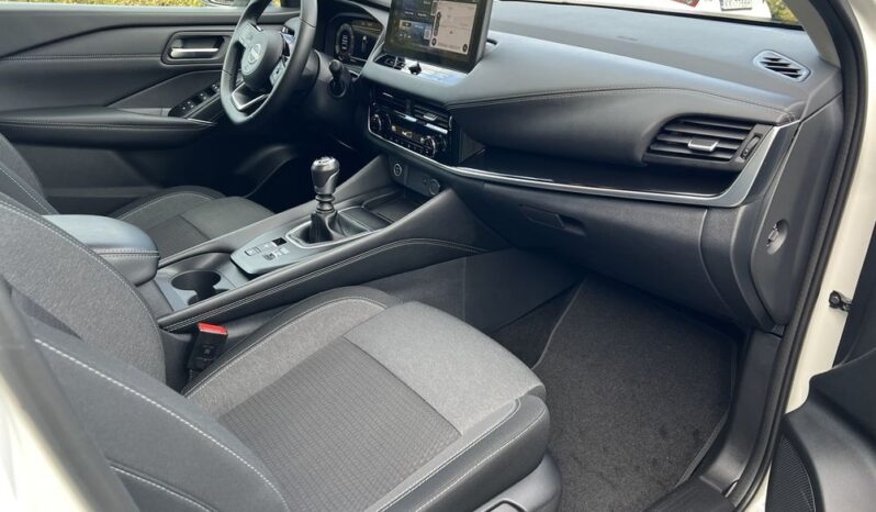 Nissan Qashqai 1.3 DIG-T MHEV Premiere Edition full