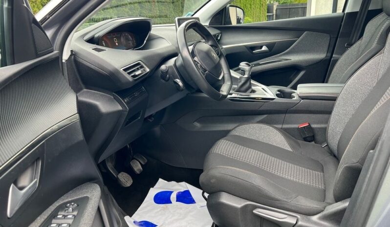 Peugeot 3008 1.5 BlueHDi Active Pack S&S full