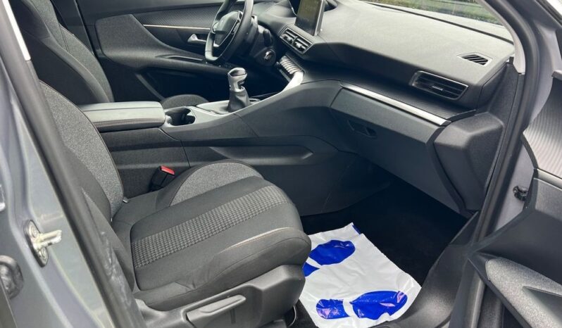 Peugeot 3008 1.5 BlueHDi Active Pack S&S full