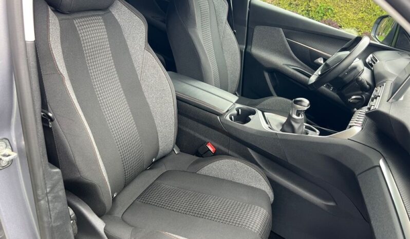 Peugeot 3008 1.5 BlueHDi Active Pack S&S full