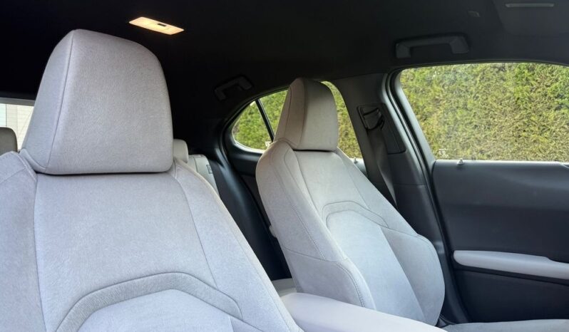 Lexus UX 250h Business Edition full