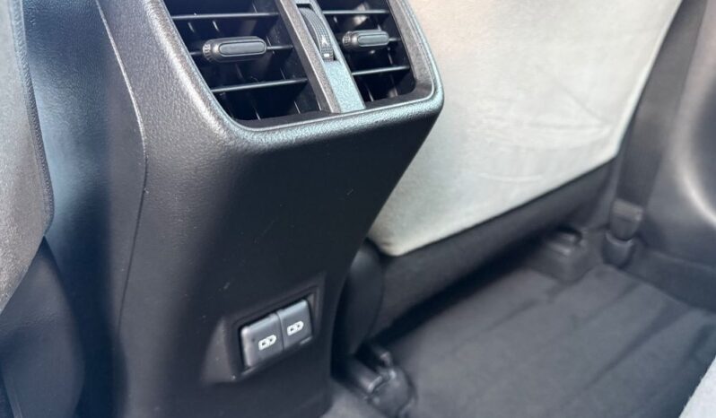 Lexus UX 250h Business Edition full