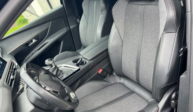 Peugeot 3008 1.5 BlueHDi GT S&S full