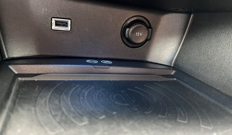 Peugeot 3008 1.5 BlueHDi GT S&S full