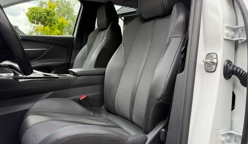 Peugeot 3008 Hybrid 225 e-EAT8 Allure Pack full