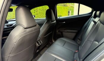 Lexus UX 200 Executive Line full