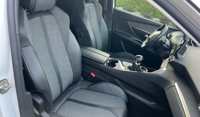 Peugeot 5008 1.5 BlueHDi Allure Pack S&S full