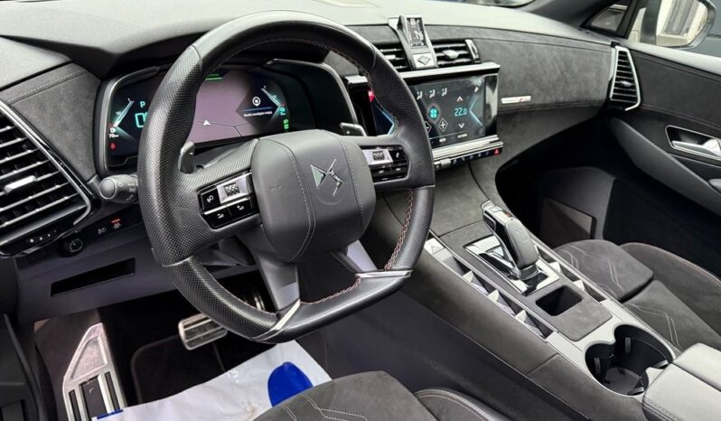 DS Automobiles DS 7 Crossback 1.6 E-Tense Performance Line full