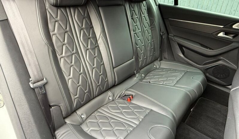 Peugeot 508 Plug-In Hybrid 225 e-EAT8 GT full