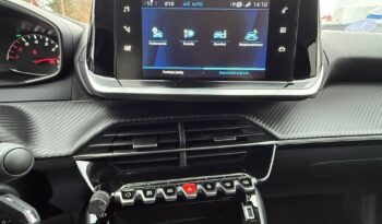 Peugeot 2008 PureTech 130 Active Pack full