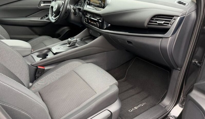 Nissan Qashqai 1.3 DIG-T MHEV N-Connecta Xtronic full