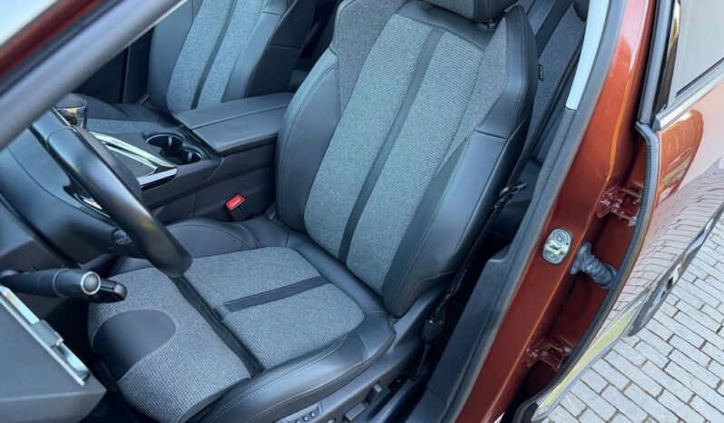 Peugeot 3008 BlueHDi 130 Stop & Start Allure Business-Paket full