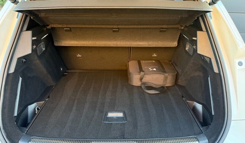 DS Automobiles DS 7 Crossback full