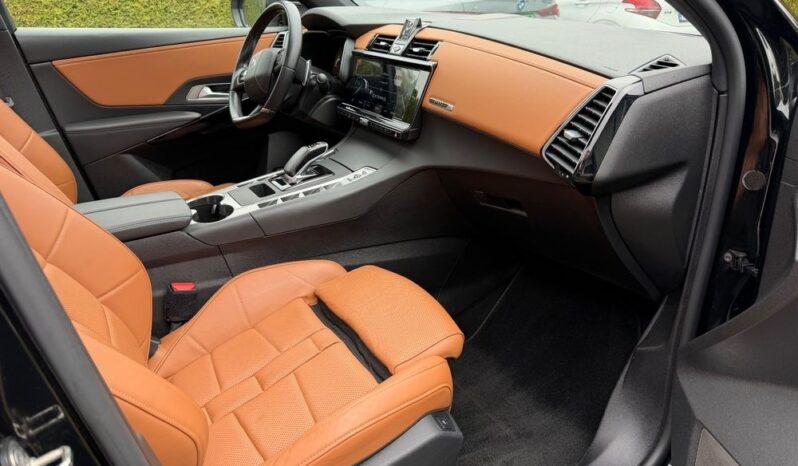 DS Automobiles DS 7 Crossback full