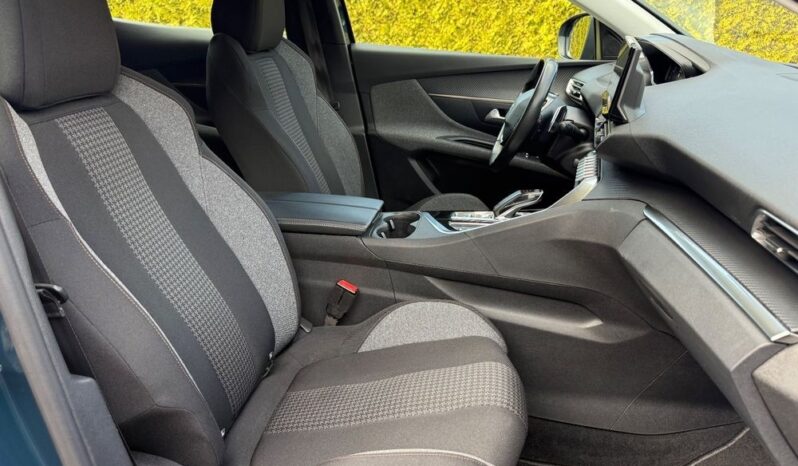 Peugeot 3008 BlueHDi 130 Stop & Start EAT8 Active Business-Paket full