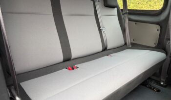 Peugeot Expert full