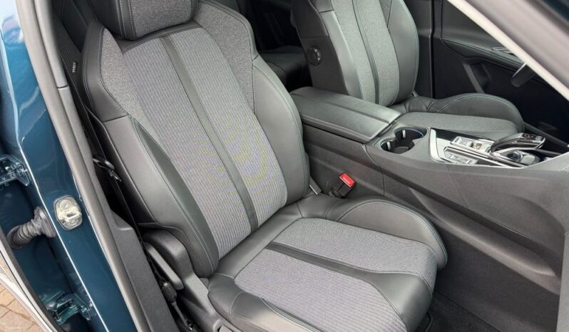Peugeot 5008 BlueHDI 130 EAT8 Allure Business-Paket full