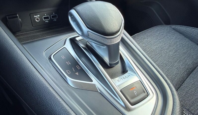 Renault Captur 1.6 E-TECH Plug-In Intens full