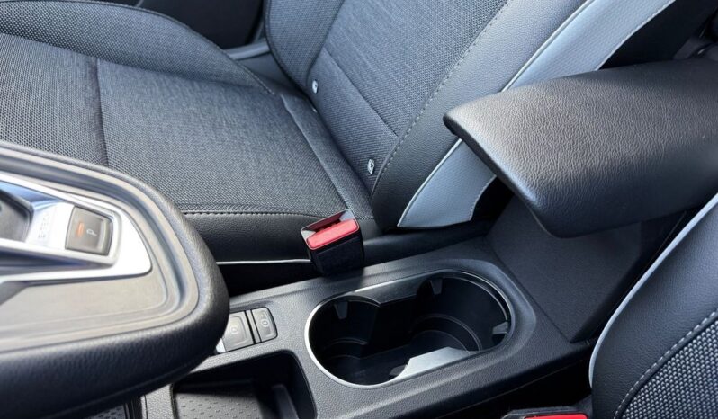 Renault Captur 1.6 E-TECH Plug-In Intens full
