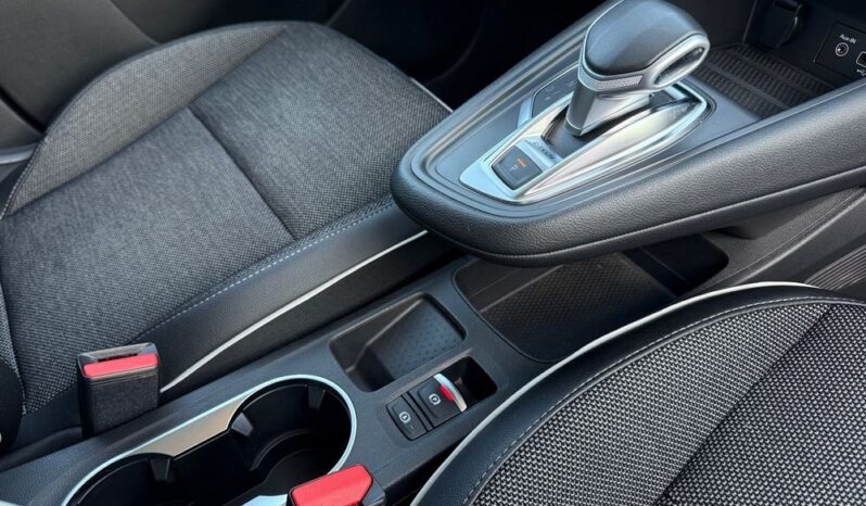 Renault Captur 1.6 E-TECH Plug-In Intens full